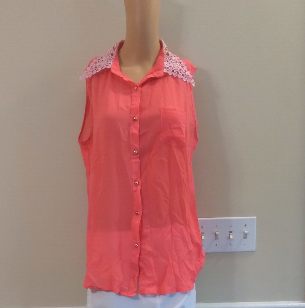women's top